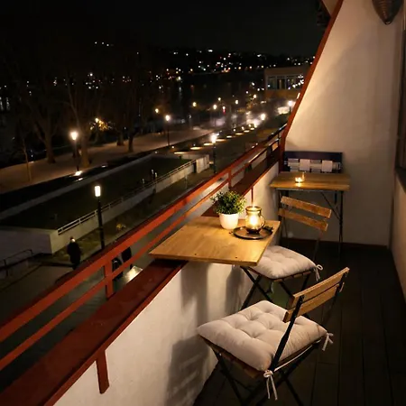 Eckblick L Panorama Balkon *